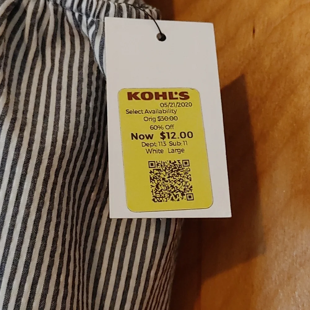 Striped Ruffle Sleeveless Top - Picture 4 of 6